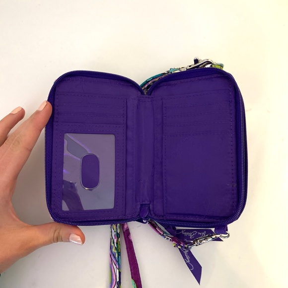 SOLD ❗️NEW Vera Bradley wallet - Picture 3 of 4